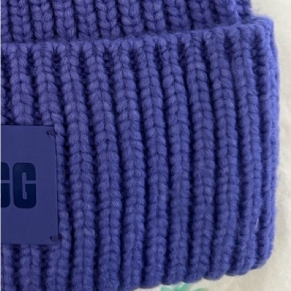 Ugg chunky knit rib beanie NWT in lupine NWT - Picture 4 of 10